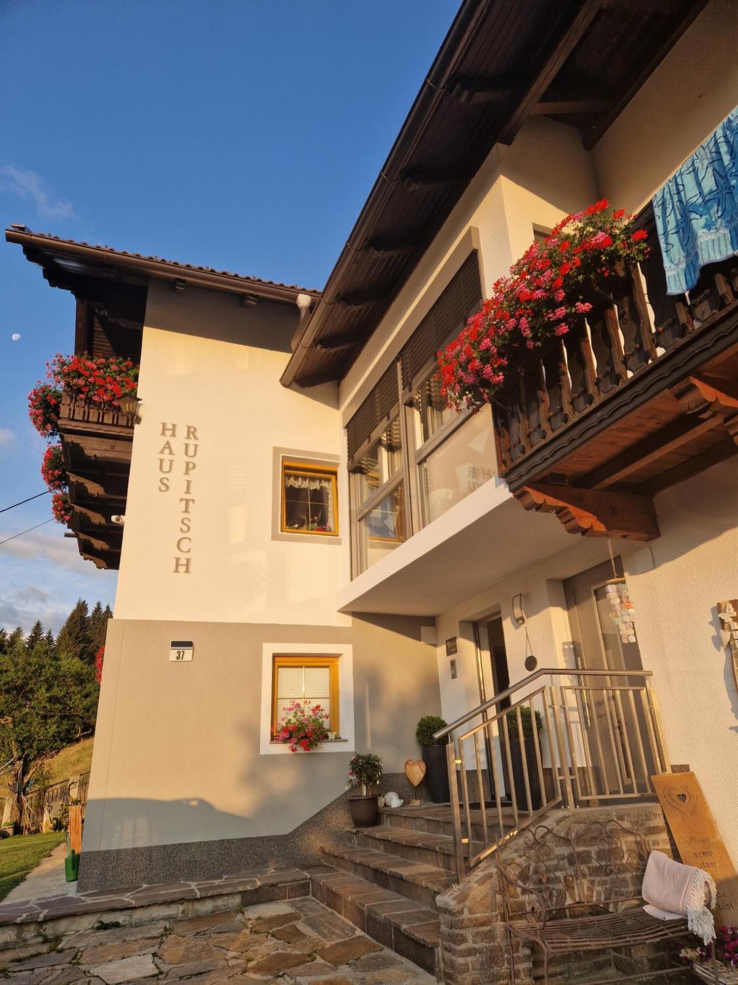 Haus Rupitsch 호텔 Winklern  외부 사진